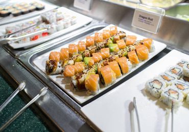 Foods You May Want to Avoid at Cheap Buffets